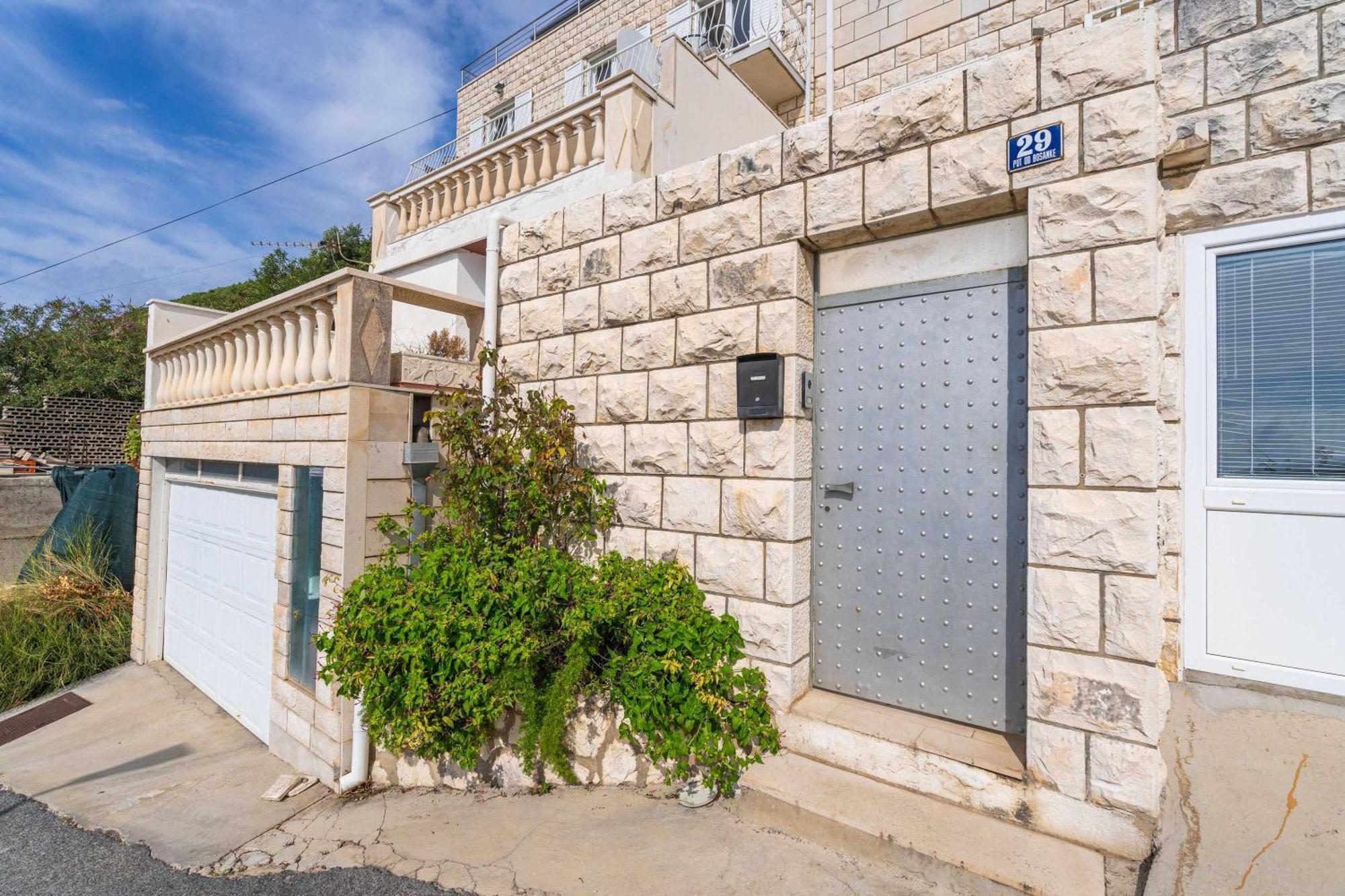 Apartment And Room Cicko Dubrovnik Exterior photo
